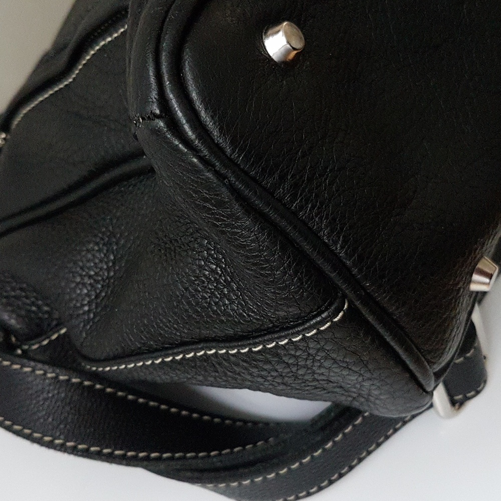 Roots Black Leather Handbag - Picture 4 of 13